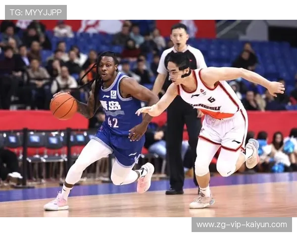 穆迪单场52篮板：历史的辉煌瞬间与篮球精神的传承