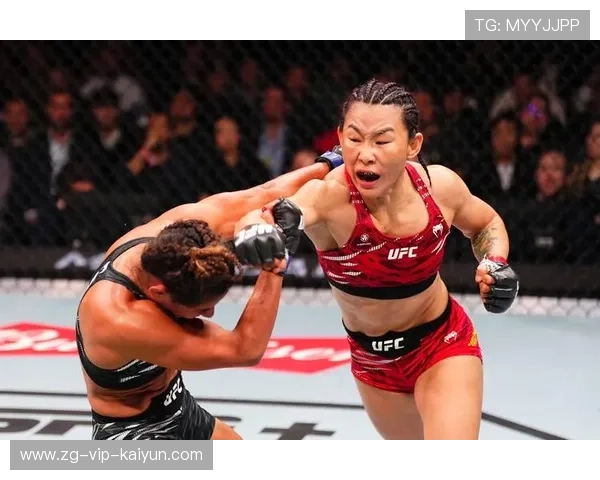 UFC拳手硬刚三回合毫不退缩，真正战斗精神的极致体现